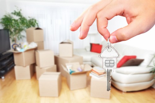 Woodside van moving service for boxes and furniture transport