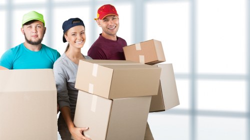 Flexible man and van transport for Woodside customers
